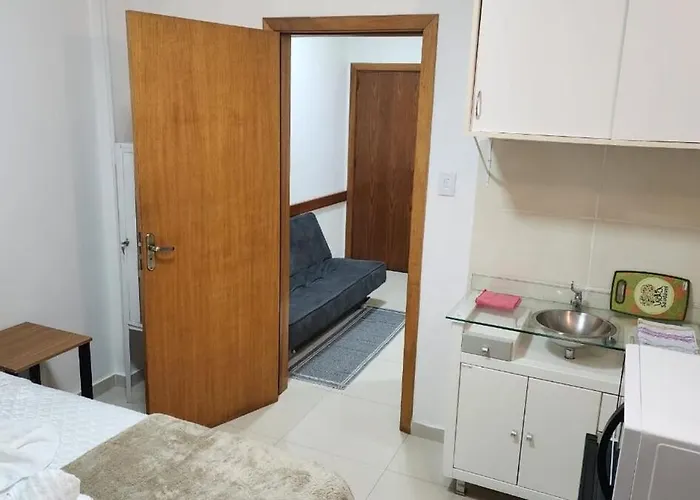 Apto Inteiro Centro Sta Casa 200m Wifi Perto De Ate 4 Pessoas Apartment