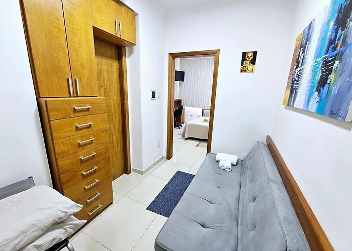 Apto Inteiro Centro Sta Casa 200m Wifi Perto De Ate 4 Pessoas Porto Alegre