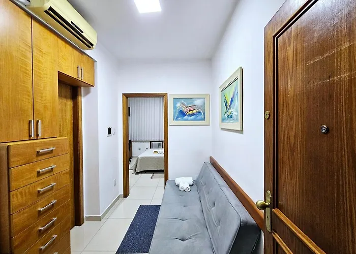 Apto Inteiro Centro Sta Casa 200m Wifi Perto De Ate 4 Pessoas Apartment Porto Alegre