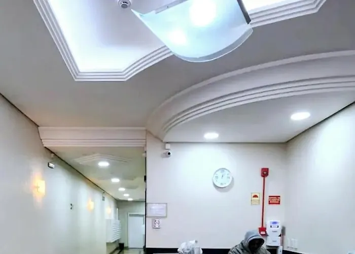 Apto Inteiro Centro Sta Casa 200m Wifi Perto De Ate 4 Pessoas Apartment *