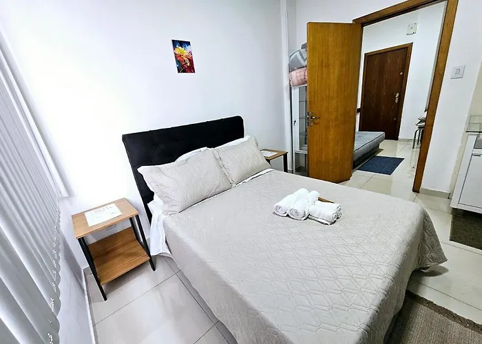 Apartment Apto Inteiro Centro Sta Casa 200m Wifi Perto De Ate 4 Pessoas